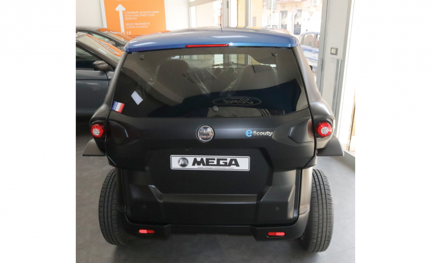 Aixam Mega E-scouty