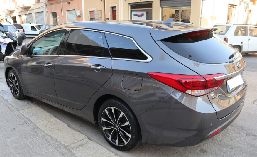 Hyundai i40 Wagon 1.6 CRDi DCT Business