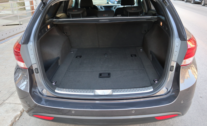 Hyundai i40 Wagon 1.6 CRDi DCT Business