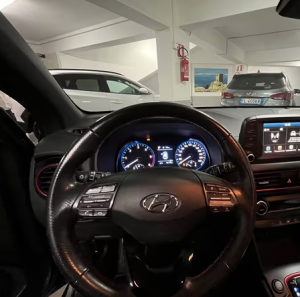 Hyundai Kona 1.6 usata - Pollina Auto