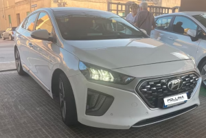 Hyundai Ioniq 1.6 Hybrid DCT Style - Pollina Auto