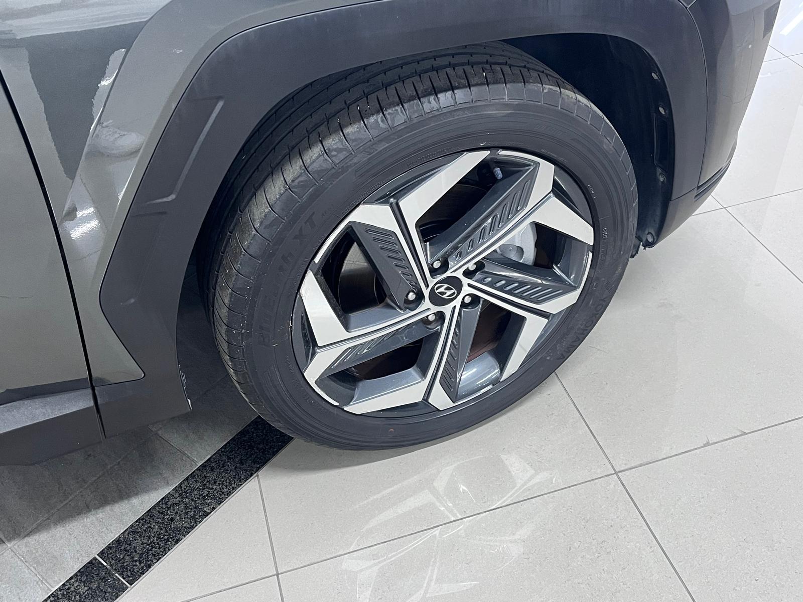 Hyundai Tucson 1.6 HEV Xline + 19″