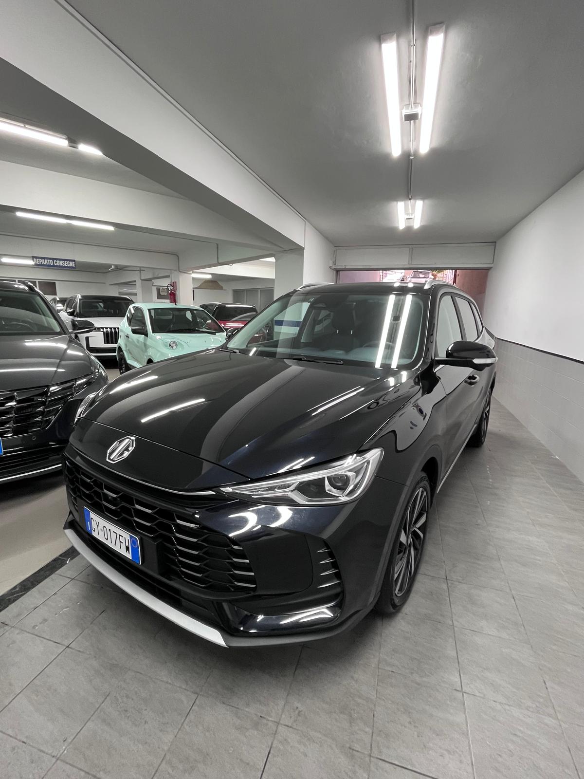 MG ZS HYBRID+ LUXURY