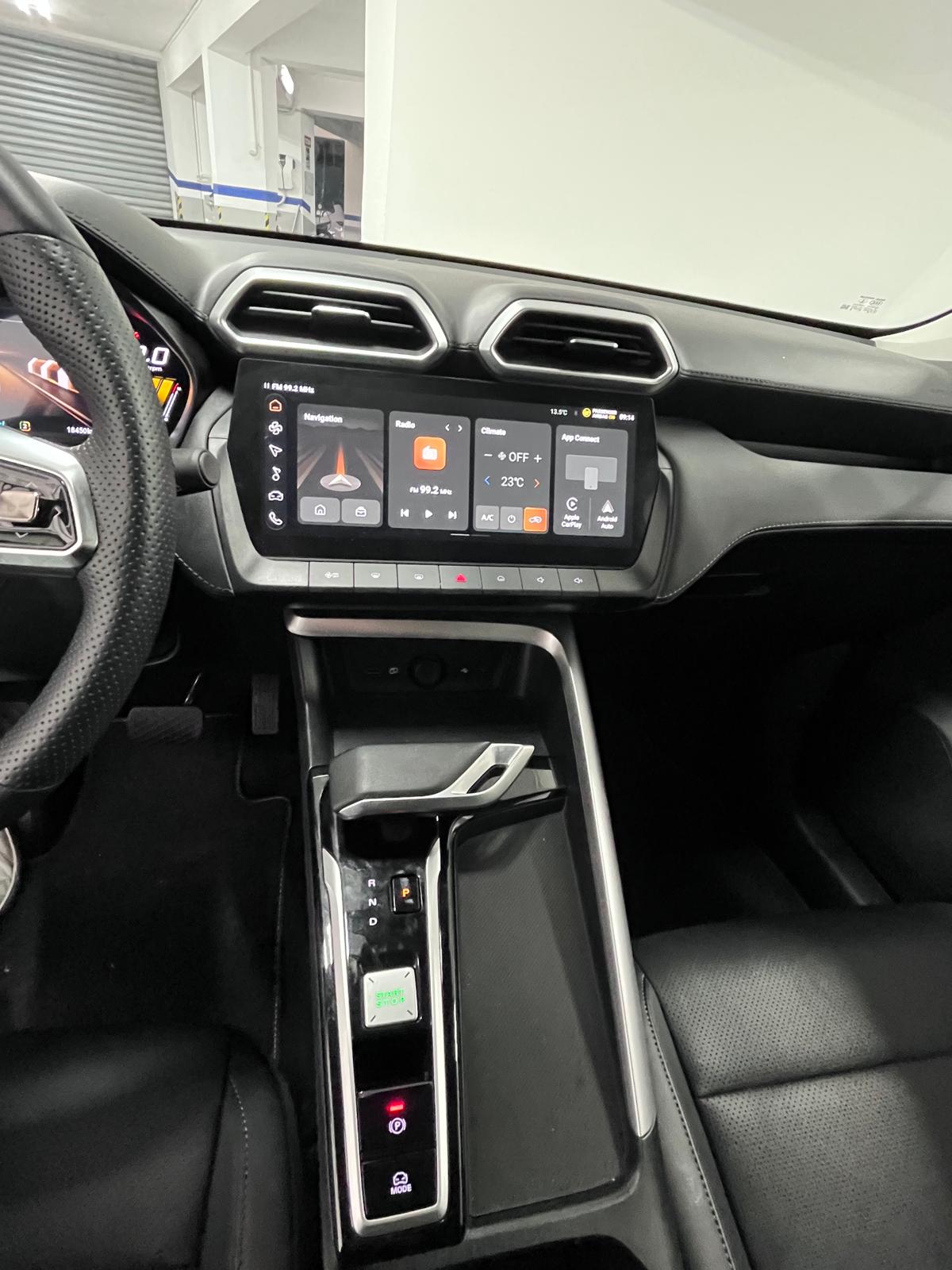 MG ZS HYBRID+ LUXURY