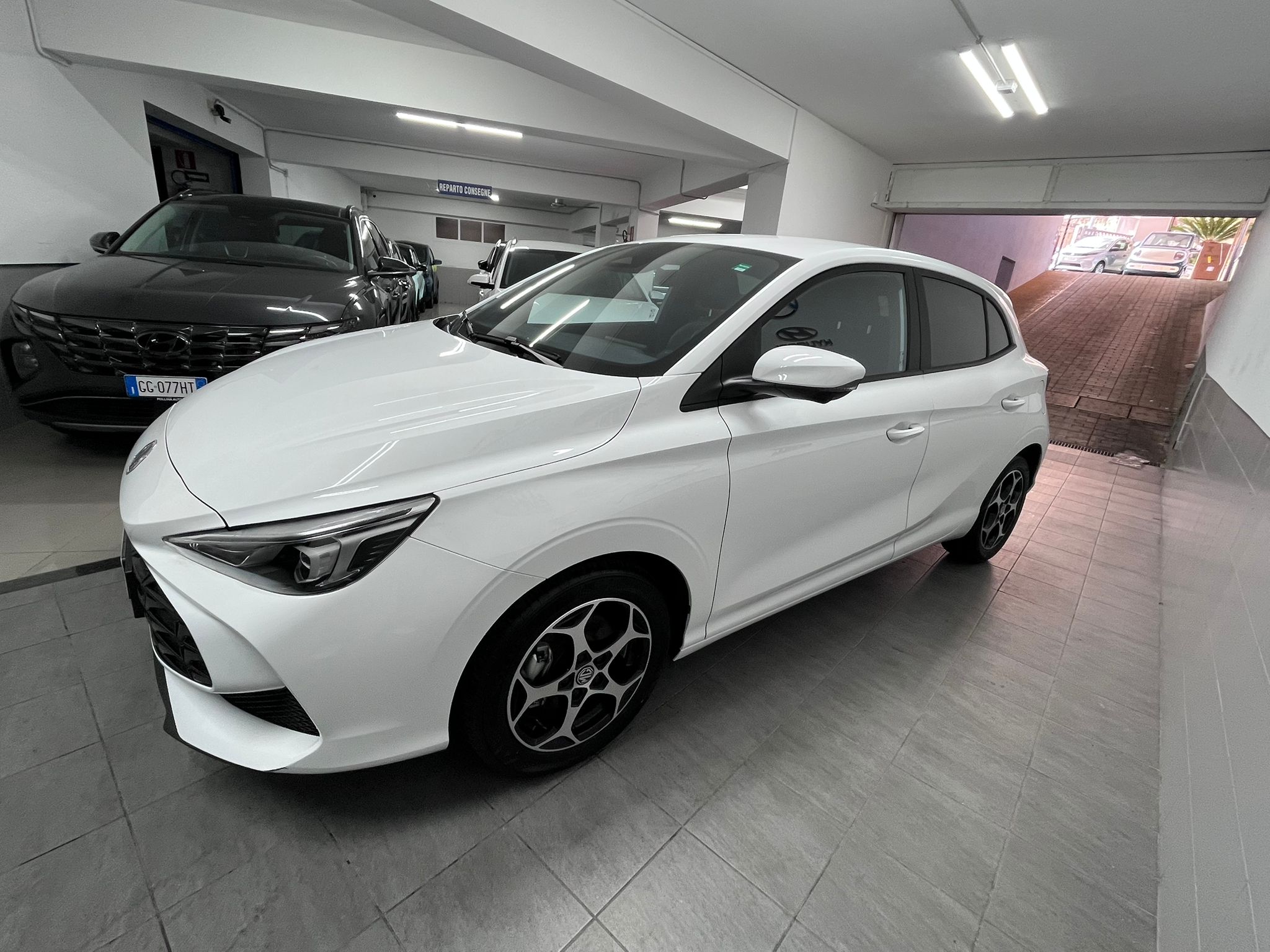 MG3 HYBRID+ LUXURY