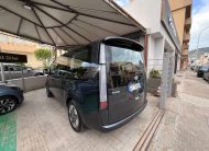 Hyundai Staria Wagon HEV