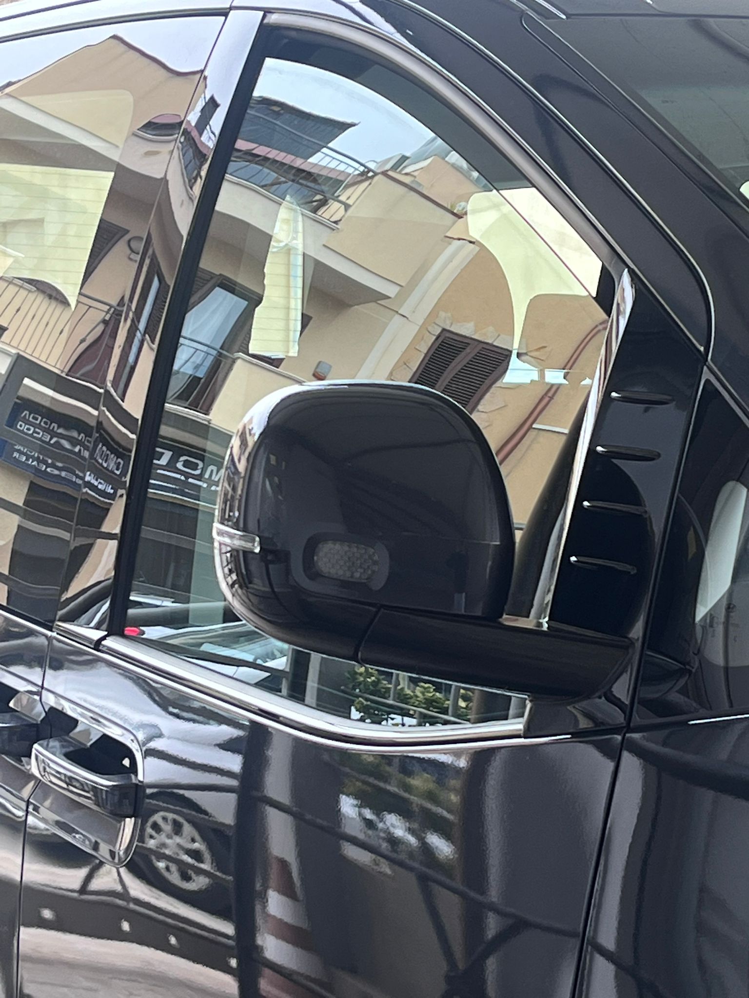 Hyundai Staria Wagon HEV