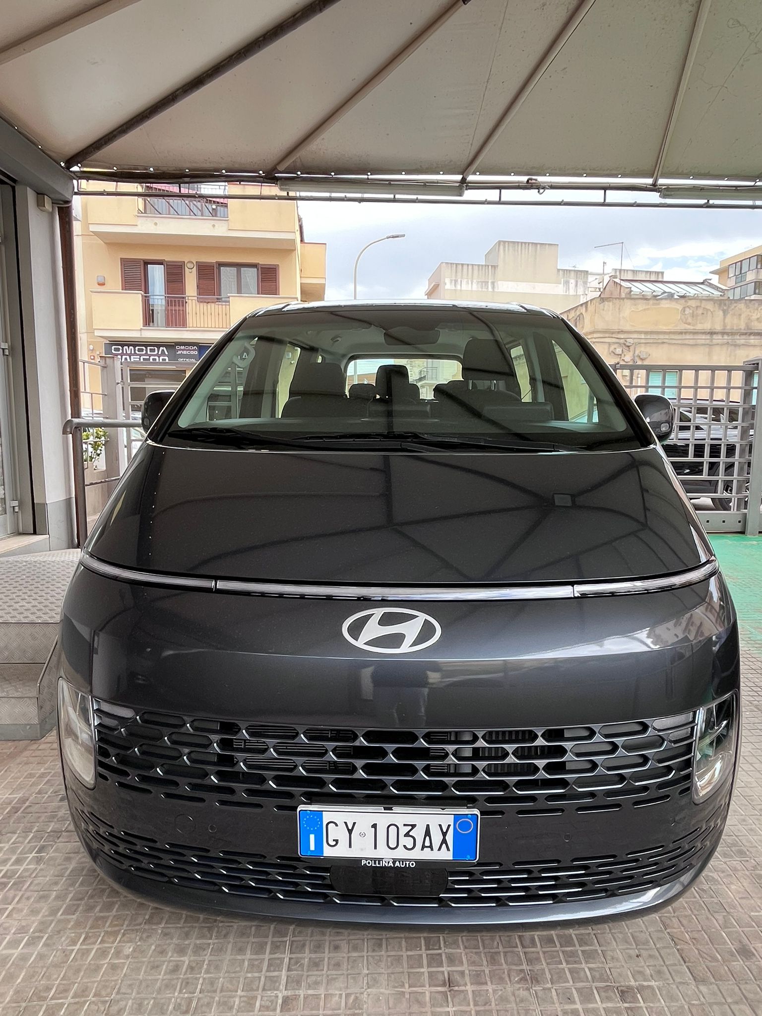 Hyundai Staria Wagon HEV