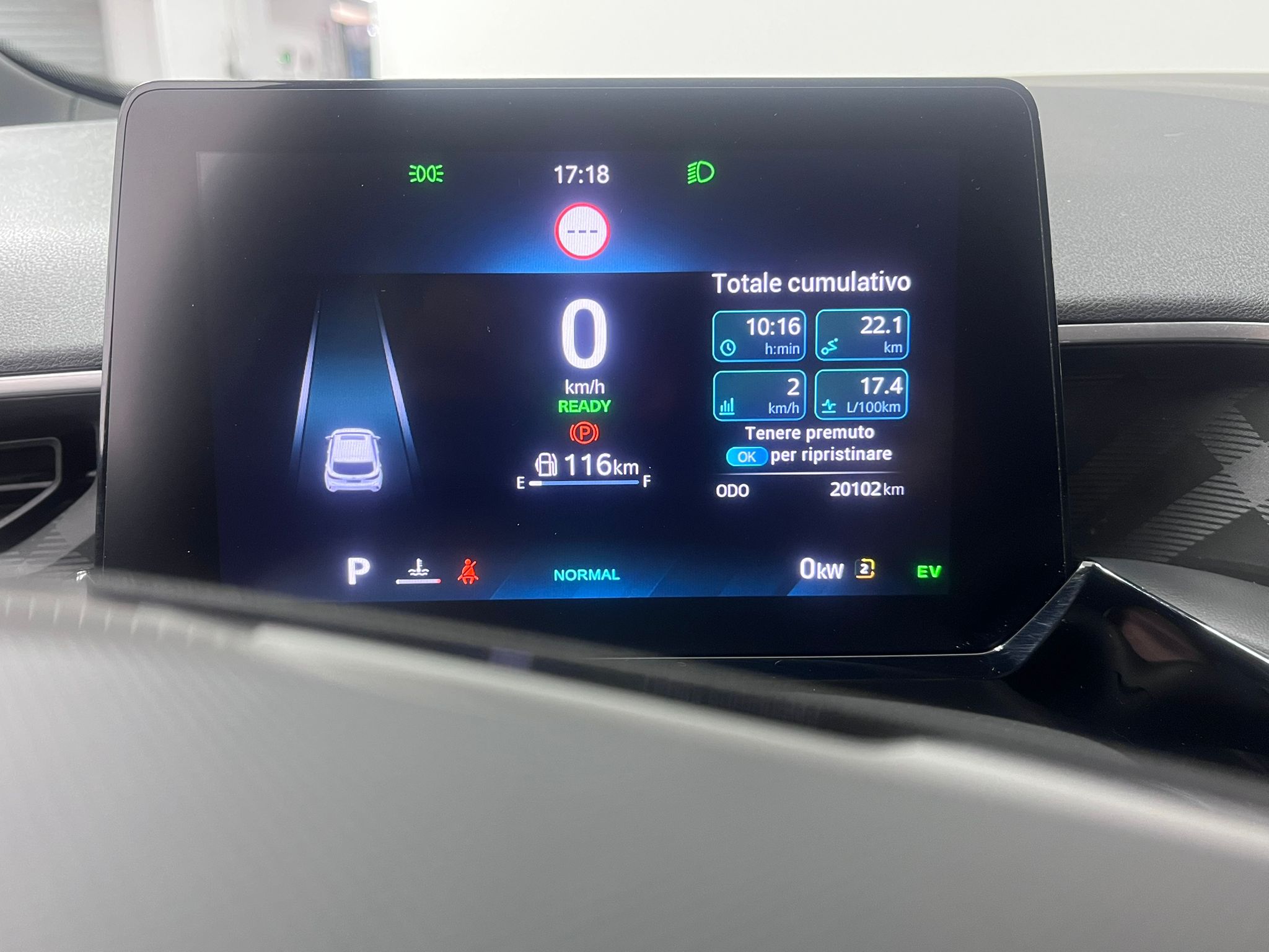 MG3 HYBRID+ LUXURY