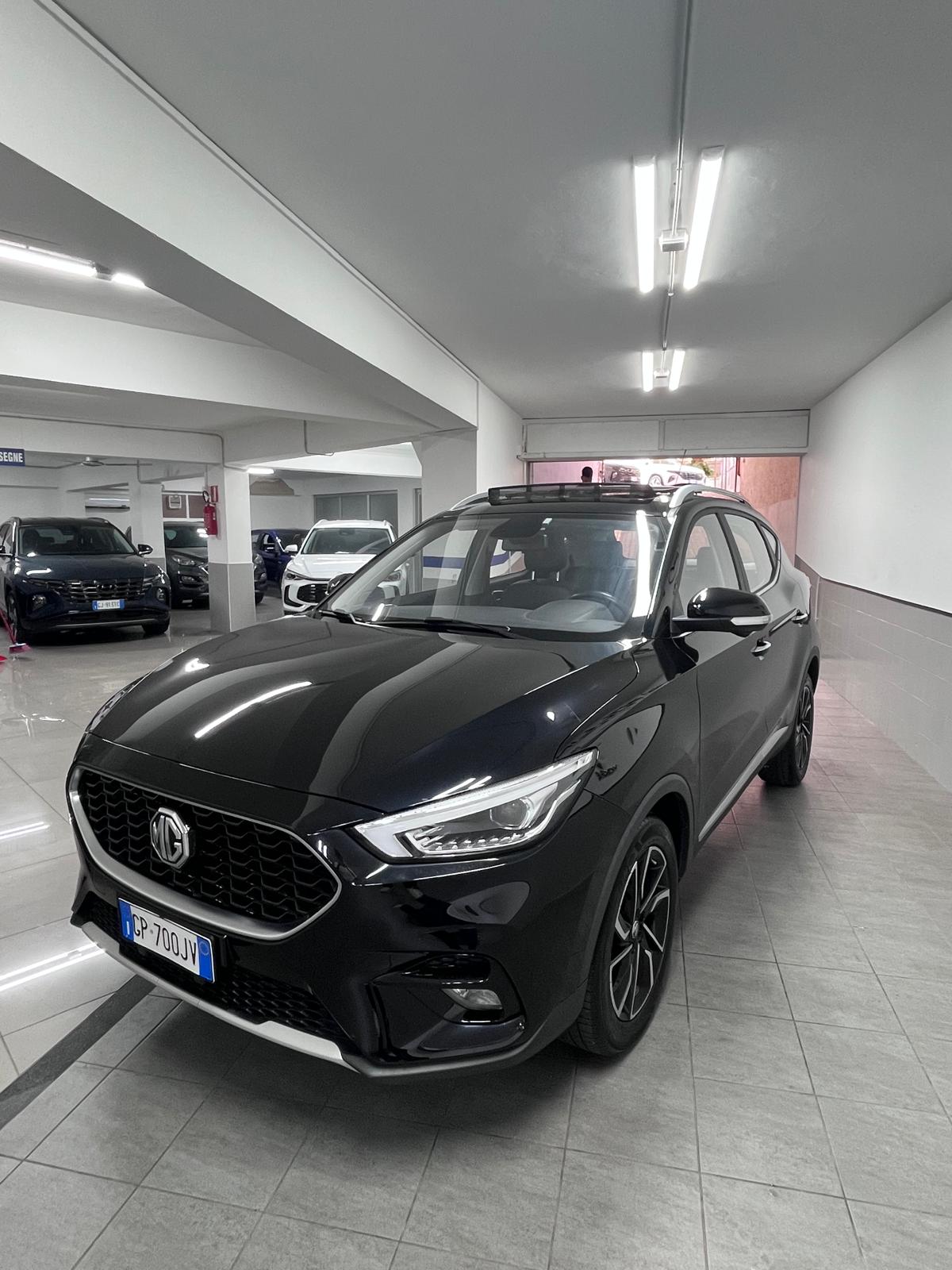 MG ZS 1.0 6MT LUXURY