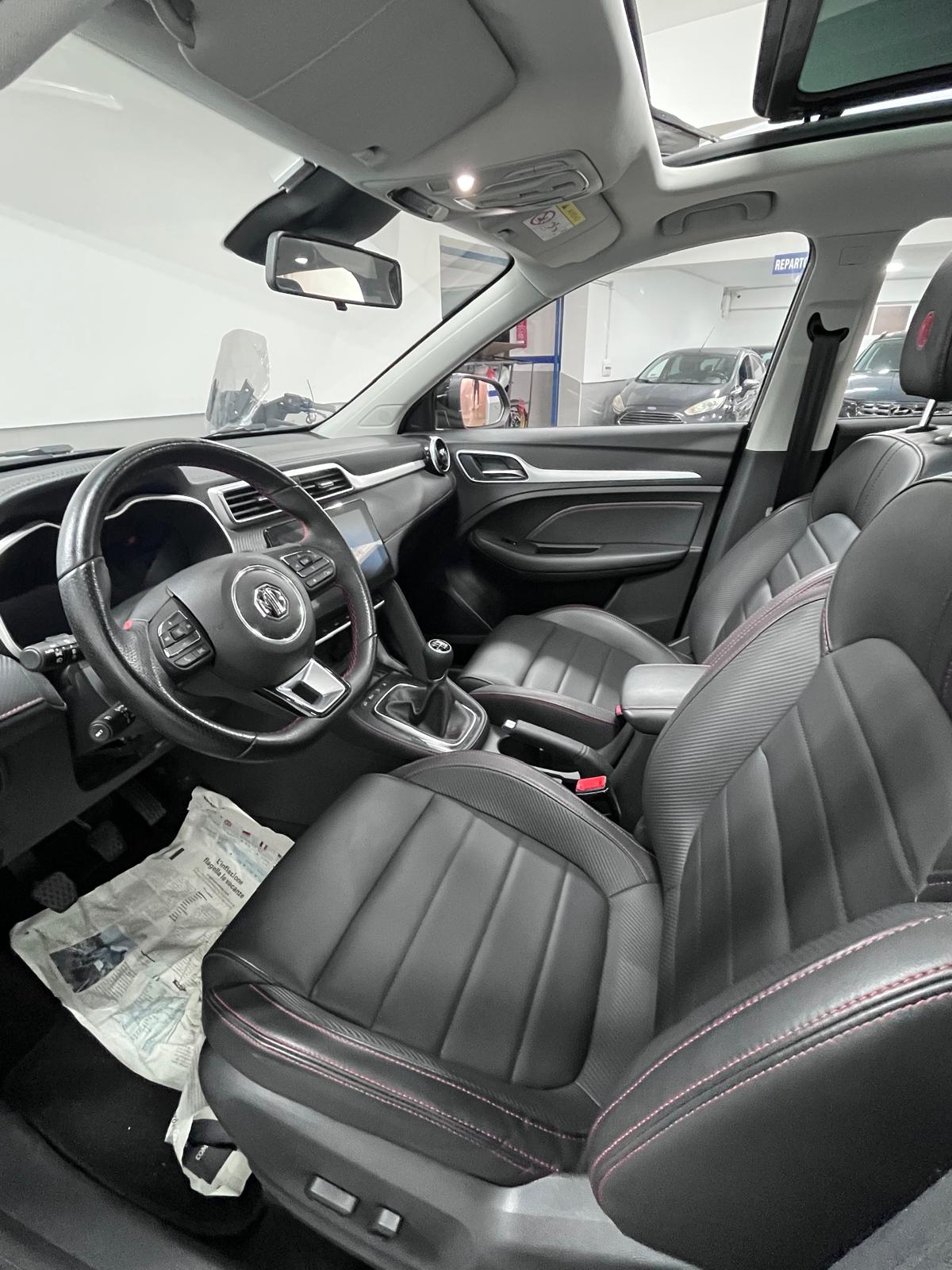 MG ZS 1.0 6MT LUXURY
